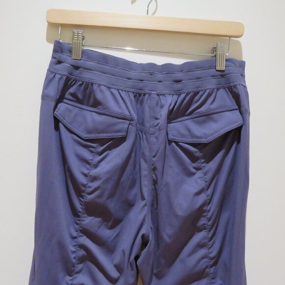 LULULEMON 2024 Dance Studio Relaxed-Fit Mid-Rise Cargo Pant Nightfall Size Small - Picture 12 of 15